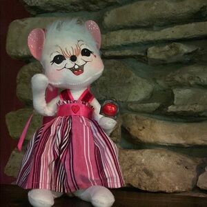 Annalee sweetheart girl mouse  2007